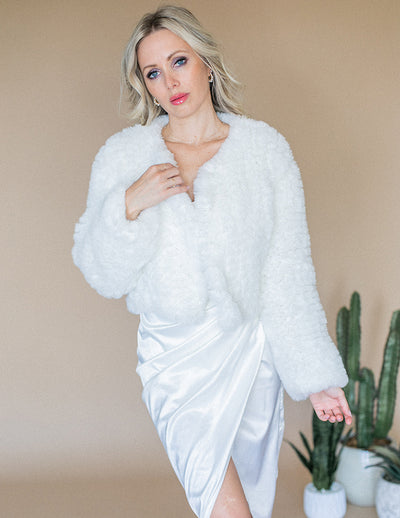 Jess Faux Fur Jacket in Ivory - Le NUAGE Luxe